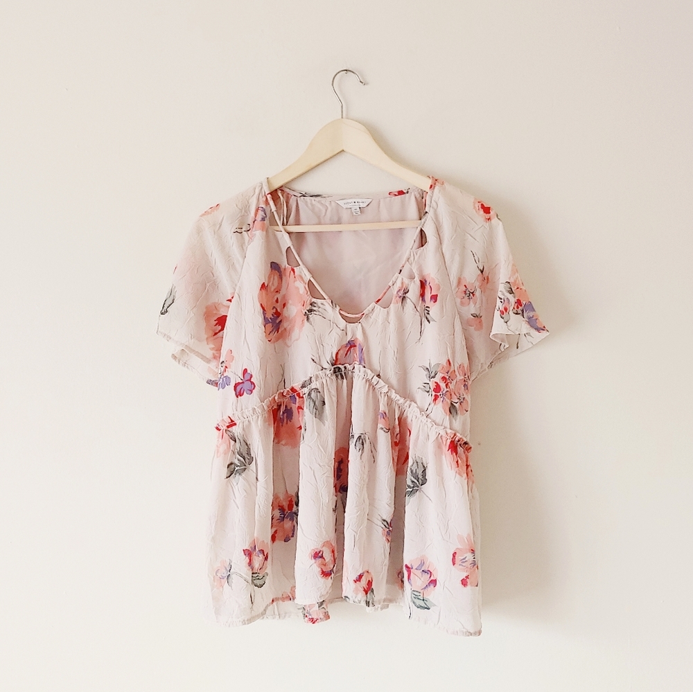 SOLD - Lucky Brand Floral Flutter Sleeve Top - Picture 1 of 5